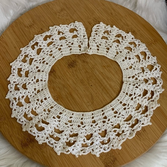 1980's Vintage Handmade Crochet Pearl White Round Yoke Collar - Picture 17 of 17